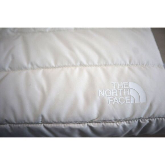 The North Face NF0A84JPN3N Women's Sz S Gardenia White Aconcagua 3 Vest - Picture 7 of 16